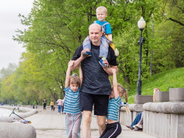 The father certainly has a lot of juggling with his kids